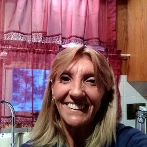 Meet your Posher, Debra